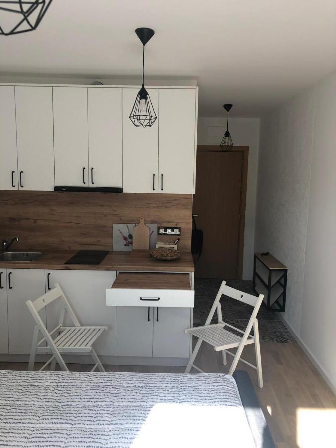 Loli'S Beach Studio Burgas Exterior photo